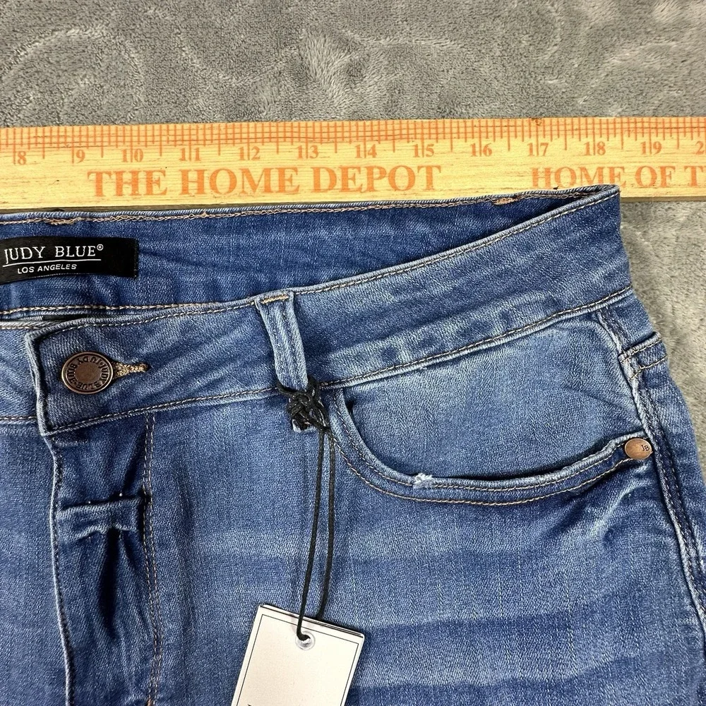 Judy Blue Cutoff Denim Jean Shorts Womens 3XL Mid Rise Medium Wash Cuffed New